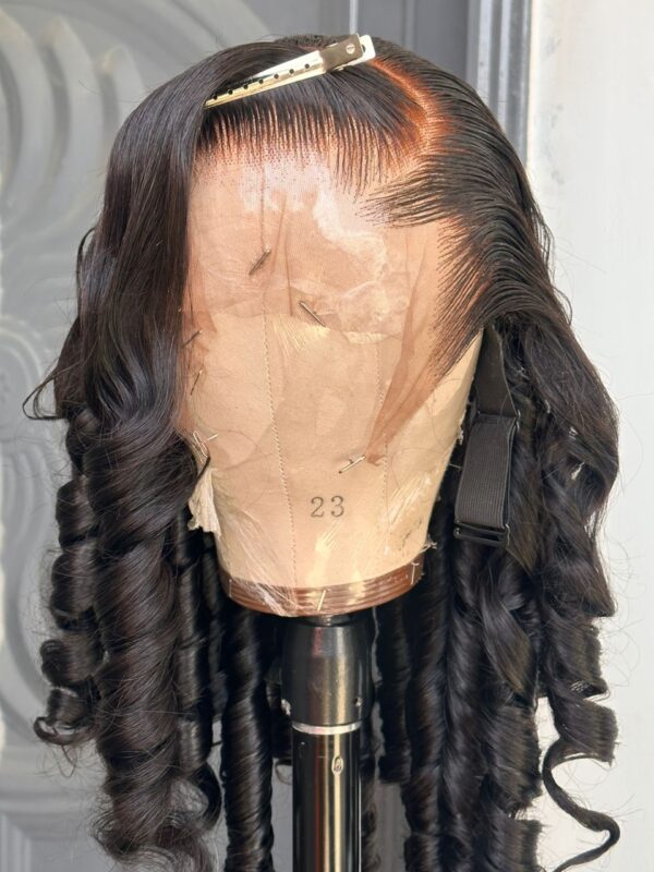 Stylish Pre-Styled and Glueless Wig - Image 2